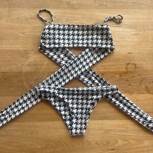 Akin by Same Los Angeles bikini in XS